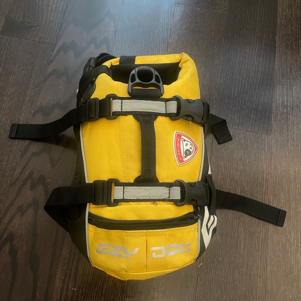 EZYDOG Black and Yellow XS Dog Life Vest